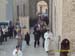 32. in processione