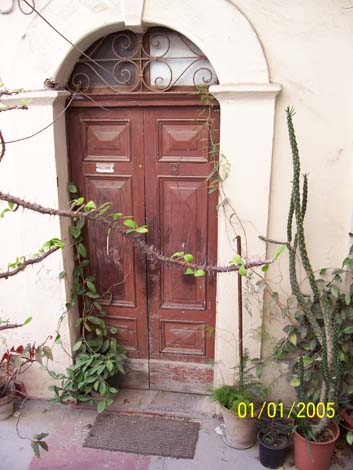 003.porta di casa